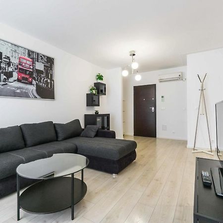 Purple Luxury Aviatiei Daire Bükreş Dış mekan fotoğraf